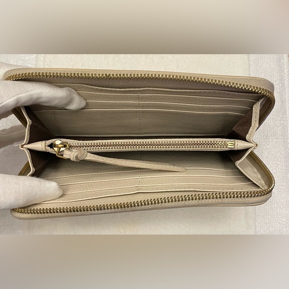 Chloe Authentic Vintage Beige Leather Long Wallet - Picture 6 of 13